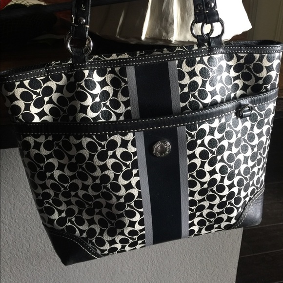 Coach Handbags - Coach Handbag